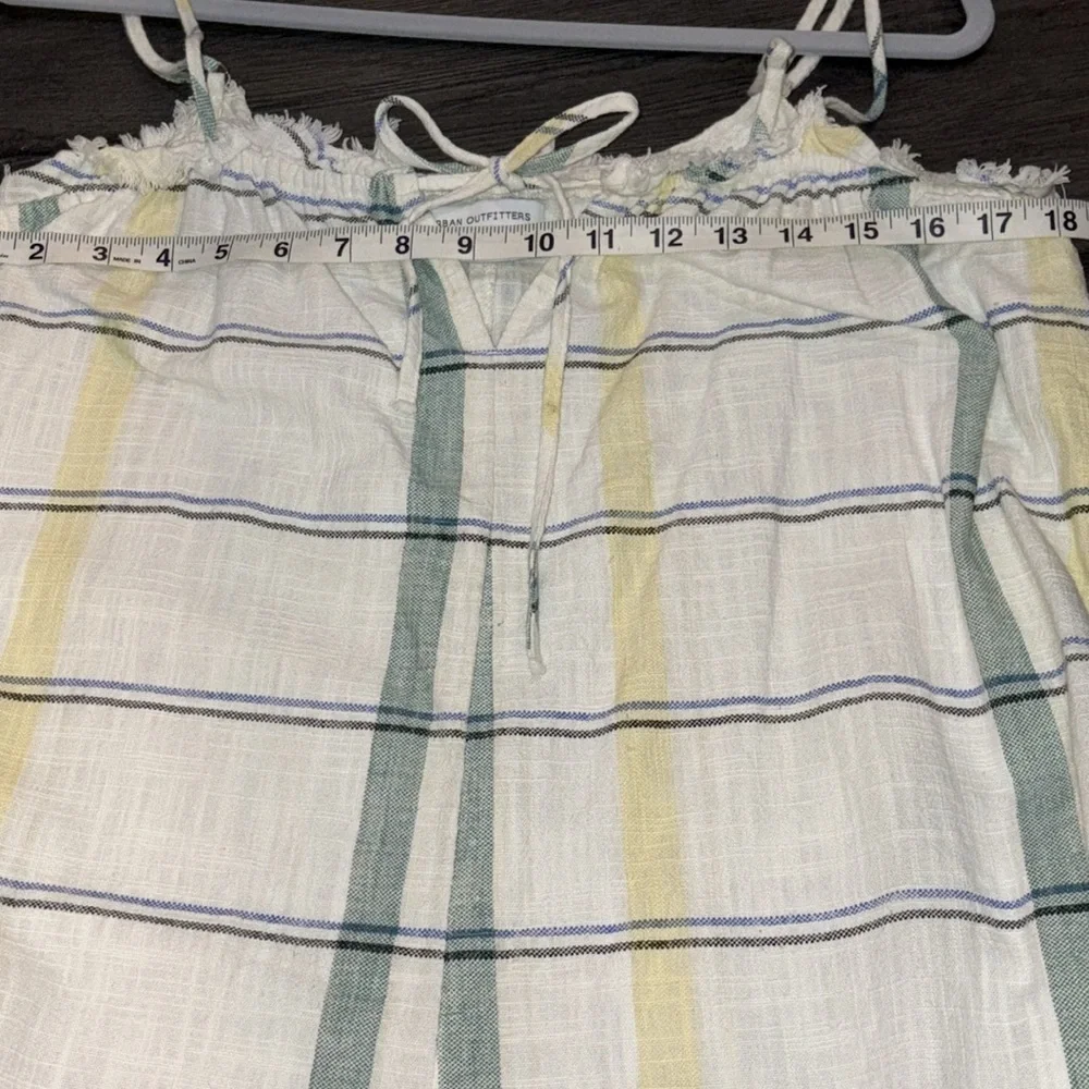 Urban Outfitters Plaid Tie Front Cotton Romper Size Medium White/Green/Yellow - Picture 10 of 12